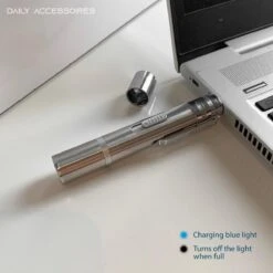 Merkloos Laserpen - Daily Accessoires - USB Oplaadbaar - Kattenspeeltjes - Laserlampje - 7 Verschillende Standen - RVS Zilver - Zaklamp - UV Lamp – Kattenspeelgoed -Kattenbenodigdheden 1200x1200 273