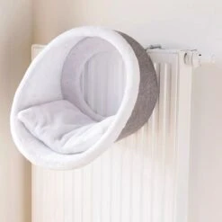 Trixie Radiator Hangmat Iglo - Wit/Grijs 34 X 38 X 38 Cm -Kattenbenodigdheden 1200x1200 617