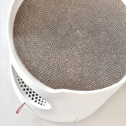 A Sunny Day Kattenbak Met Lade, Bedje En Krabplank - Inclusief Schepje - Design Kattenbak - Wit - Dichte Kattenbak - Kattenbak Gesloten -Kattenbenodigdheden 1200x1200 815