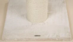 RHR Quality Royalty Krabpaal - Crème/wit - 60 X 60 X 155 Cm -Kattenbenodigdheden 1200x688 1