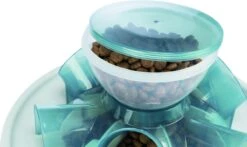 TRIXIE Kattenspeelgoed Tunnel Feeder Strategiespel - Blauw -Kattenbenodigdheden 1200x715