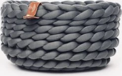 Djambo Kattenmanden, Gevlochten En Zachte Kattenbed, Comfortabel En Warm. -Kattenbenodigdheden 1200x748 1