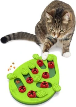 Nina Ottosson Puzzle & Play Buggin Out Groen 35x26x4 Cm -Kattenbenodigdheden 850x1200